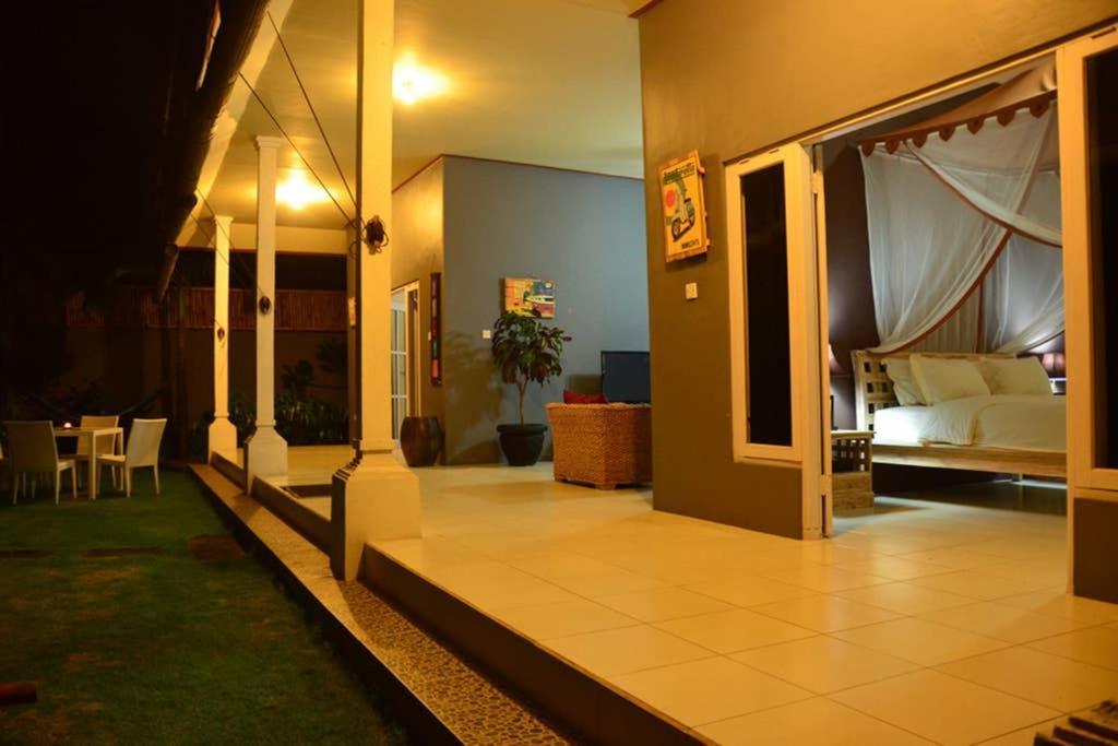 Villa Eden Seminyak エクステリア 写真